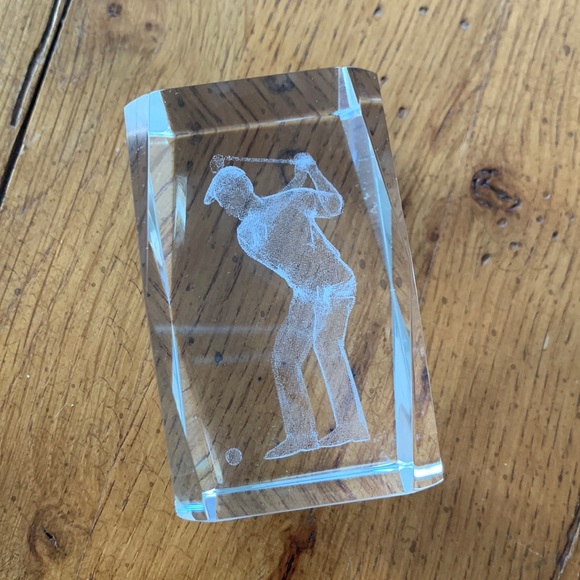 Crystal Glass Cube Paperweight 3-D Laser Etched Male Golfer with Case 3” by 2” - Picture 2 of 10